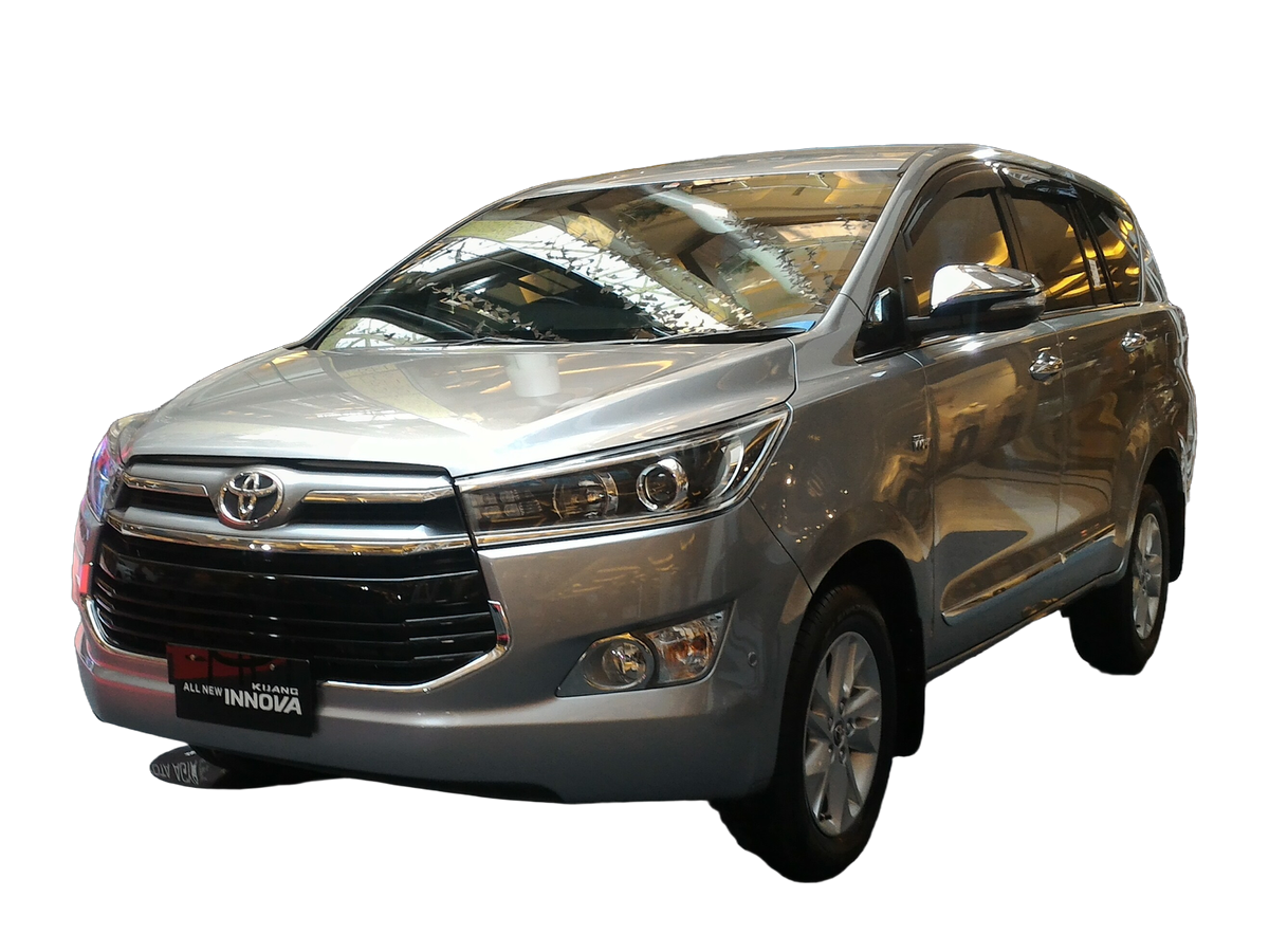 Silver Toyota Innova Reborn private charter MPV used for Bali sightseeing and family tours